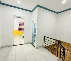 BÁN NHÀ 2 TẦNG - CĂN GÓC THOÁNG MÁT - NGAY CHỢ HUỲNH VĂN CHÍNH - 40M2