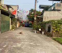Em vẫn còn 1 em phân lô ck2, Xuân Sen, Thuỷ Xuân Tiên, Chương Mỹ HN . 
👉Dt 76m full thổ cư