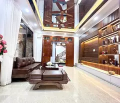 BÁN NHÀ PHAN KẾ BÍNH 37M 5 TẦNG FULL NỘI THẤT GẦN PHỐ GIÁ 8.9 TỶ