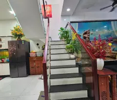 🌼🌹CHỦ GẤP BÁN NHÀ CÒN MỚI DỌN VÔ Ở NGAY - HAI TẦNG - HƠN 100M2 - Ô TÔ NGỦ TRONG NHÀ - XTS - HÓC