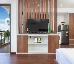 Sát Biển Phố Hàn - Bán Toà Căn Hộ 6 Tầng Doanh Thu Cực Tốt Giá Chỉ Nhỉnh 18 tỷ.