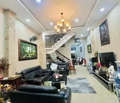Bán Nhà HXH 8m đường Giải Phóng - Cộng Hòa, DT: 4.5x15.5m, 4 Tầng -  4PN, 13.2 tỷ.