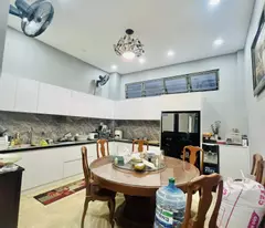 Bán Nhà HXH 8m đường Giải Phóng - Cộng Hòa, DT: 4.5x15.5m, 4 Tầng -  4PN, 13.2 tỷ.