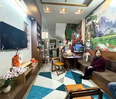 6.2 TỶ - NHÀ 5 TẦNG TÂN MAI, HOÀNG MAI - Ô TÔ ĐỖ CỔNG  - NHÀ  ĐẸP FULL NỘI THẤT Ở LUÔN