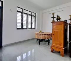 Siêu Phẩm - Bán Nhà Ngô Quyền Ô Tô Đỗ Vị Trí Cực Đẹp Giá Chỉ Nhỉnh 6 tỷ.
