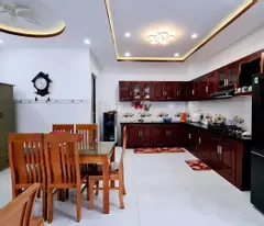 Siêu Phẩm - Bán Nhà Ngô Quyền Ô Tô Đỗ Vị Trí Cực Đẹp Giá Chỉ Nhỉnh 6 tỷ.