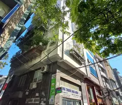 Bán Nhà Phố trần Quý Kiên, Cầu Giấy, 6 tầng thiết kế thông sàn, vỉa hè, ô tô tránh, kinh  doanh