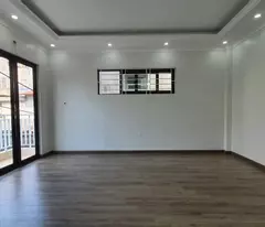 Bán nhà riêng 48m2 cạnh chợ Giang Xá, Trạm Trôi. Thiết kế 4 phòng ngủ. Ngõ thoáng tiện Ôtô