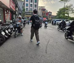 Bán 131m vĩnh tuy tặng nhà 2 xe congtaner tránh kinh doanh ngày đêm hai bà trưng