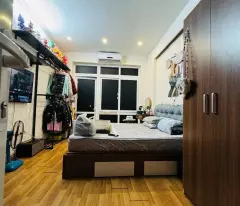 BÁN NHÀ DÂN XÂY HIỆN ĐẠI,PHỐ THÁI THỊNH, NHÀ 5 TẦNG ,FULL NỘI THẤT
