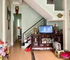 Bán nhà 2 tầng kiệt xe ba gác Nguyễn Huệ sát mặt tiền - Gần Hai Bà Trưng , Vĩnh Ninh , TP Huế ✅