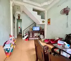 Bán nhà 2 tầng kiệt xe ba gác Nguyễn Huệ sát mặt tiền - Gần Hai Bà Trưng , Vĩnh Ninh , TP Huế ✅