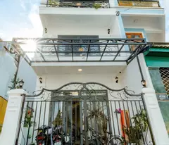 GIÁM SẢM SÂU CHƯA ĐẾN 8 TỶ BÁN NHANH NHÀ NGUYÊN CĂN 1 TRỆT 3 LẦU TRẦN ANH TÔNG P8 ĐÀ LẠT