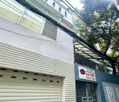 BÁN BIỆT THỰ XE HƠI NGỦ TRONG NHÀ ĐƯỜNG VĨNH HỘI QUẬN 4 - NGANG LỚN HIẾM 18M*10M