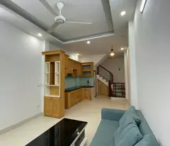 Hàng hiếm- Khu vực trung tâm Dương Nội- Ô tô tải đỗ ngày đêm