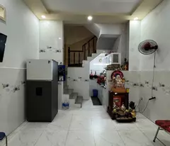 Chỉ 5 tỏi có ngay Nhà 4 tầng BTCT - CÁCH MẠNG THÁNG 8 - 34M2 - mặt tiền 4m