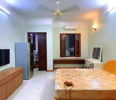 Bán nhà phố Nguyễn Chí Thanh 65m2, 5T, MT4.5m phân lô ô tô 16.8 tỷ chủ xây rất đẹp