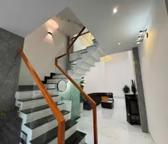 NHÀ LỚN 5 TẦNG – GẦN AEON TÂN PHÚ – CHỈ 30M RA KÊNH THAM LƯƠNG, 60M2, HẺM XE HƠI, FULL NỘI THẤT