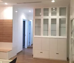 Cho thuê căn hộ cao cấp R2 130m2