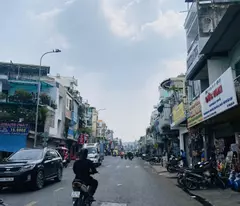 **Bán nhà mật tiền Lạc Long Quân, phường 10, Tân Bình; 5x10 - khu sầm uất