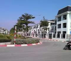Bán BT HUD Mê Linh 5x tr/m, cách ciputra 20p di chuyển