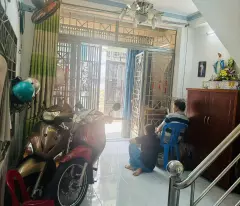 NHà 2 Tầng  43m2  SHR 3PN Tân Thới Hiệp Quận 12 Hẻm Xe Hơi Sát Gò Vấp