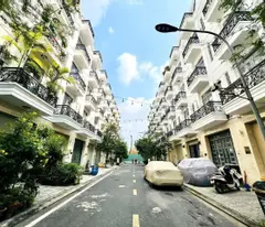 Chính chủ bán gấp nhà 5 tầng (4x17) có thang máy, KDC 8m Thạnh Lộc 44, Q12 chỉ 5T
