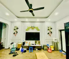 Gia Đình Cần Bán Nhà 40m², 7 tầng, Quan Nhân, Ô Tô, Ngõ Nông, Ở Luôn - 7.6 tỷ