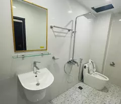 BÁN NHÀ KHÚC THỪA DỤ 30M – 6 TẦNG NỘI THẤT SANG XỊN – VÀI BƯỚC RA PHỐ - TRUNG TÂM CẦU GIẤY – NHÀ