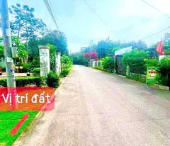 TÔI CẦN BÁN GẤP MẢNH ĐẤT VƯỜN NGAY TRUNG TÂM HÀNH CHÍNH XÃ ĐÃ LÊN THỔ CƯ