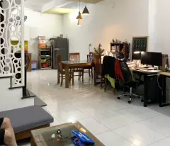 Nhà Đẹp 3 tầng, Xe Hơi Ngủ Trong nhà , DTsd 135m2, ở ngay, Thủ Đức, Giá chỉ 4y hơn