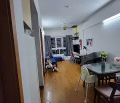 Bán gấp Chung cư  HH03A tổ 4 Cự Khê, Thanh Hà Cienco5 Hà Đông,DT:75m2 -2 ngủ. Giá 2,7 tỷ.