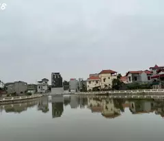 Hiếm,Bán đất đông dư Gia Lâm,ô tô tránh,vỉa hè 3m,view hồ sinh thái,100m,MT6m,5 tỷ