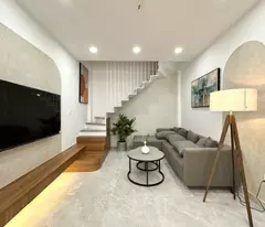 BÁN NHÀ NHÀ ĐẸP FULL NỘI THẤT - GIÁP Q1, Đ. XVNT, P21, BÌNH THẠNH - 24M2 (5x6) - GẦN MẶT TIỀN 3.x