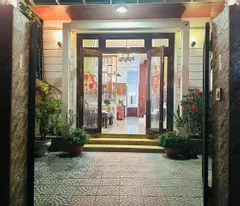 🏡 CHO THUÊ NHÀ NGUYÊN CĂN FULL NỘI THẤT – ĐƯỜNG NGUYỄN HOÀNG, KIM LONG, HUẾ!