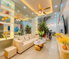Bán nhà phố 8/3, Hai Bà Trưng 30m, 4 tầng. Giá: 6.28 tỷ. LH: 0937158386