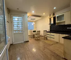 Bán nhà phố Lê Thanh Nghị, Hai Bà Trưng 35m, 5 tầng. Giá: 8.15 tỷ. LH: 0937158386