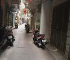 "Bán nhà phố Bạch Mai, Hai bà Trưng 34m, 3 tầng. Giá: 7.1 tỷ. LH: 0937158386
