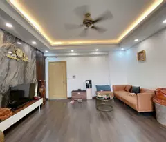 Chính chủ gửi bán căn hộ góc view Hồ, full nội thất giá 2.5 tỷ tại KDT Thanh Hà Cienco 5