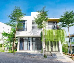 BÁN GẤP BIỆT THỰ KHÔNG GIAN XANH SỞ HỮU SỔ ĐỎ LÂU DÀI VỚI HƠN 70+ TIỆN ÍCH