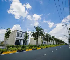 BÁN NHÀ MẶT TIỀN ĐƯỜNG LÊ VĂN LƯƠNG, SỔ RIÊNG CHÍNH CHỦ.
5X20M GIÁ 1TY2