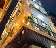 BÁN NHÀ TRUNG TÂM CẦU GIẤY 7 TẦNG THANG MÁY Ô TÔ TRÁNH THANG MÁY XỊN KINH DOANH VĂN PHÒNG GIÁ 28 TỶ