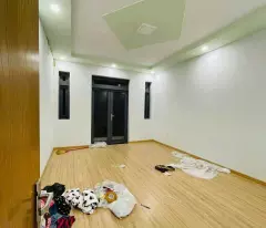 Nhà phố 5 tầng có thang máy xịn xò, Khu phân lô Thạnh Lộc 44, Quận 12 chỉ hơn 5đ