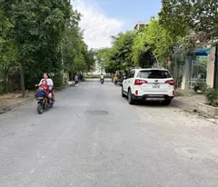 Cần bán 100m2 nhà thô 4,5 tầng tại KĐT 31ha Trâu Quỳ, Gia Lâm. Thiết kế đầy đủ công năng, giá tốt