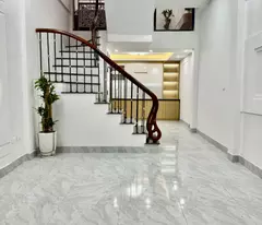 Bán nhà Bằng Liệt-Hoàng Mai.Nhà đẹp ở luôn,trước nhà 3 gác tránh.DT38m-hơn 6tỷ