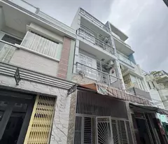 Bán nhà đường Phạm Văn Chí, Q.6, Chỉ hơn 6 tỷ, Xe hơi vào nhà, 46m2, 3 tầng hoành tráng
