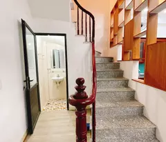 Phố Trạm,Long Biên DT30m2 x mt6m gần TTTM AEON giá chỉ 5.2 tỷ