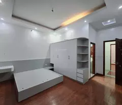 Bán gấp. 50m2 ,4 tầng - Trần Cung. đầy đủ nội thất sang trọng , trước nhà ngõ rộng. nhỉnh 9 tỷ