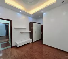 Bán gấp. 50m2 ,4 tầng - Trần Cung. đầy đủ nội thất sang trọng , trước nhà ngõ rộng. nhỉnh 9 tỷ
