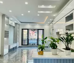 Bán nhà ngõ 117 Thái Hà cực đẹp 40m2, 6T thang máy, MT5.3m quanh 11 tỷ hiếm Đống Đa